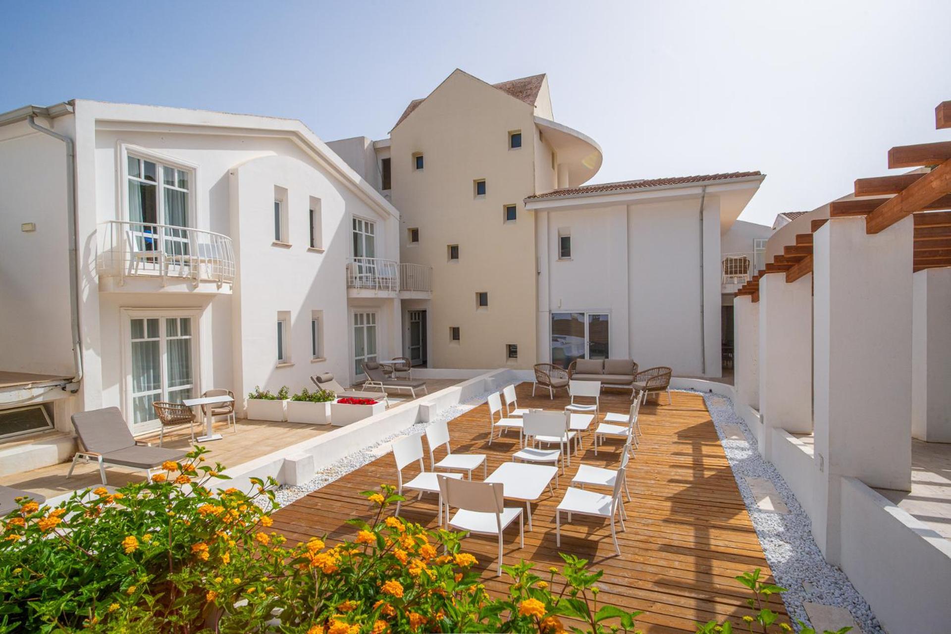 Felix - La Coluccia Hotel